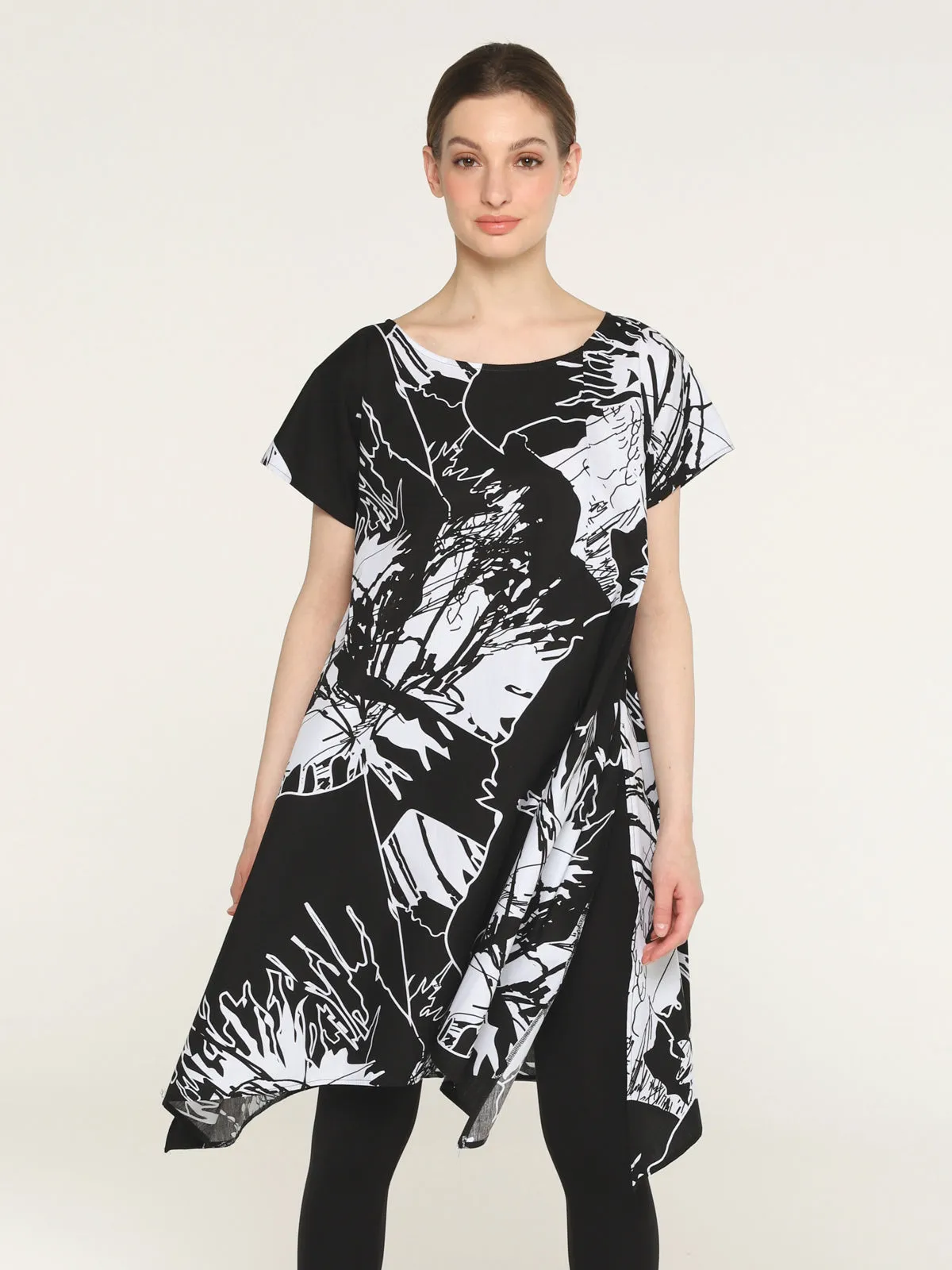 Sara Tunic, Black/White