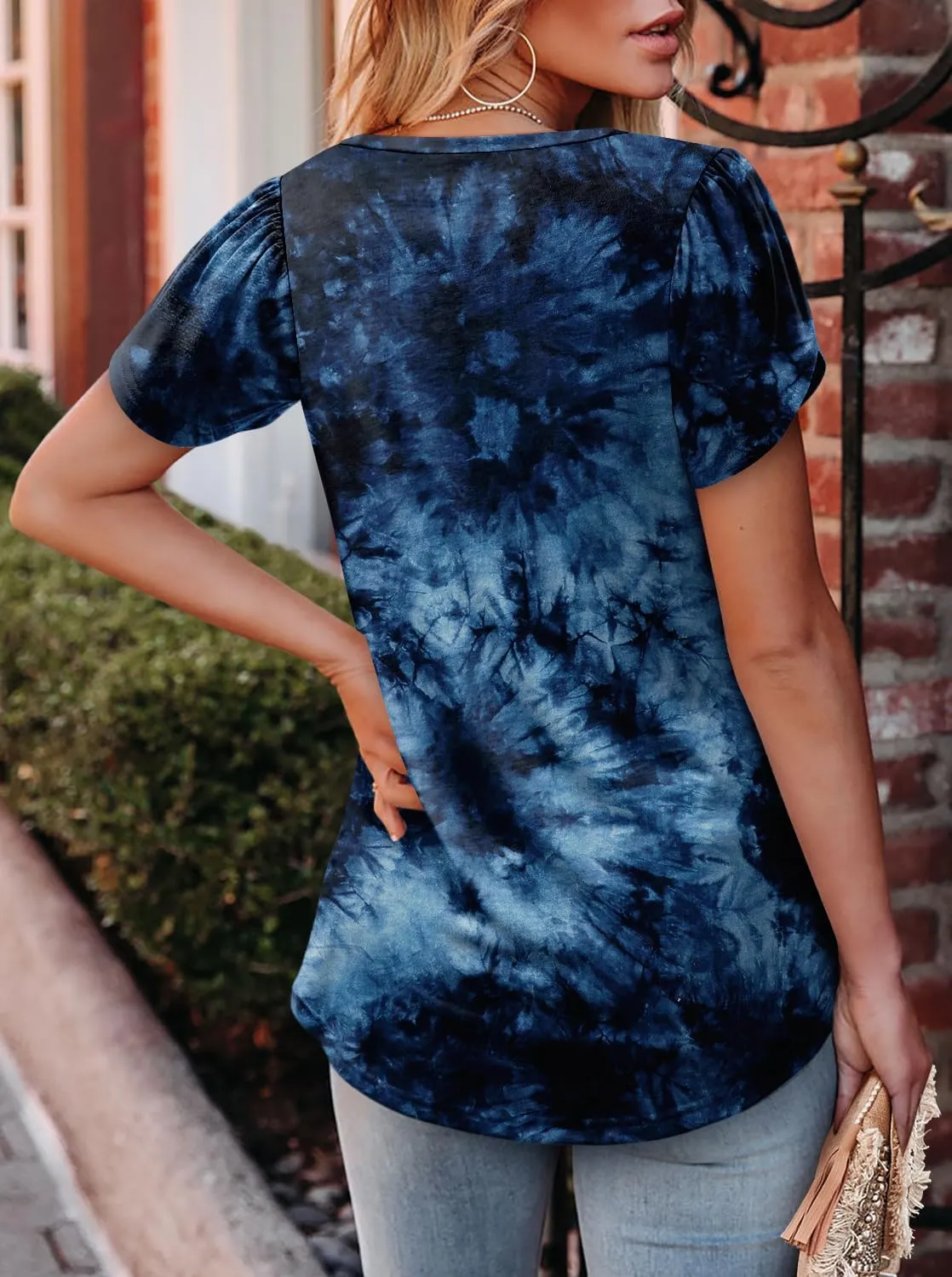 ZOLUCKY Womens Short Sleeve Shirts Floral Summer Tops Ladies Tunic Tops Loose Fit Tunics